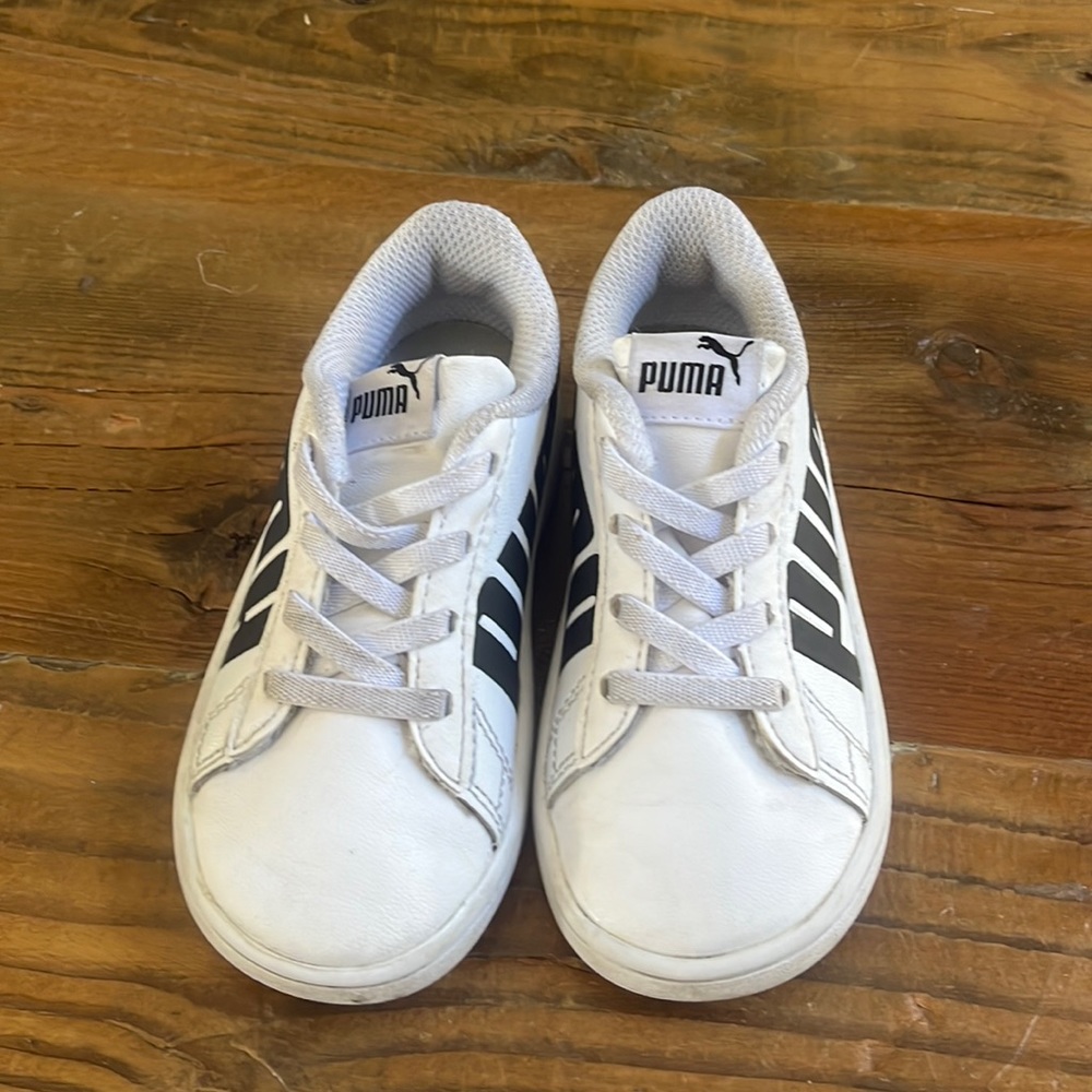 Puma Sneakers